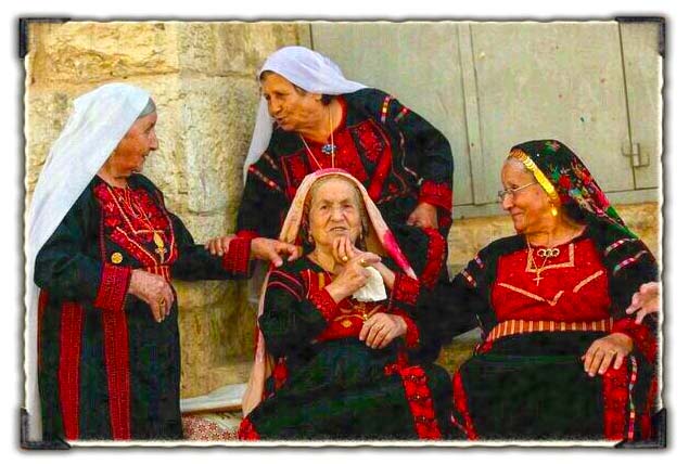 في اليوم العالمي للمسنين .. نسبة الإناث المسنات ترتفع مقابل الذكور

